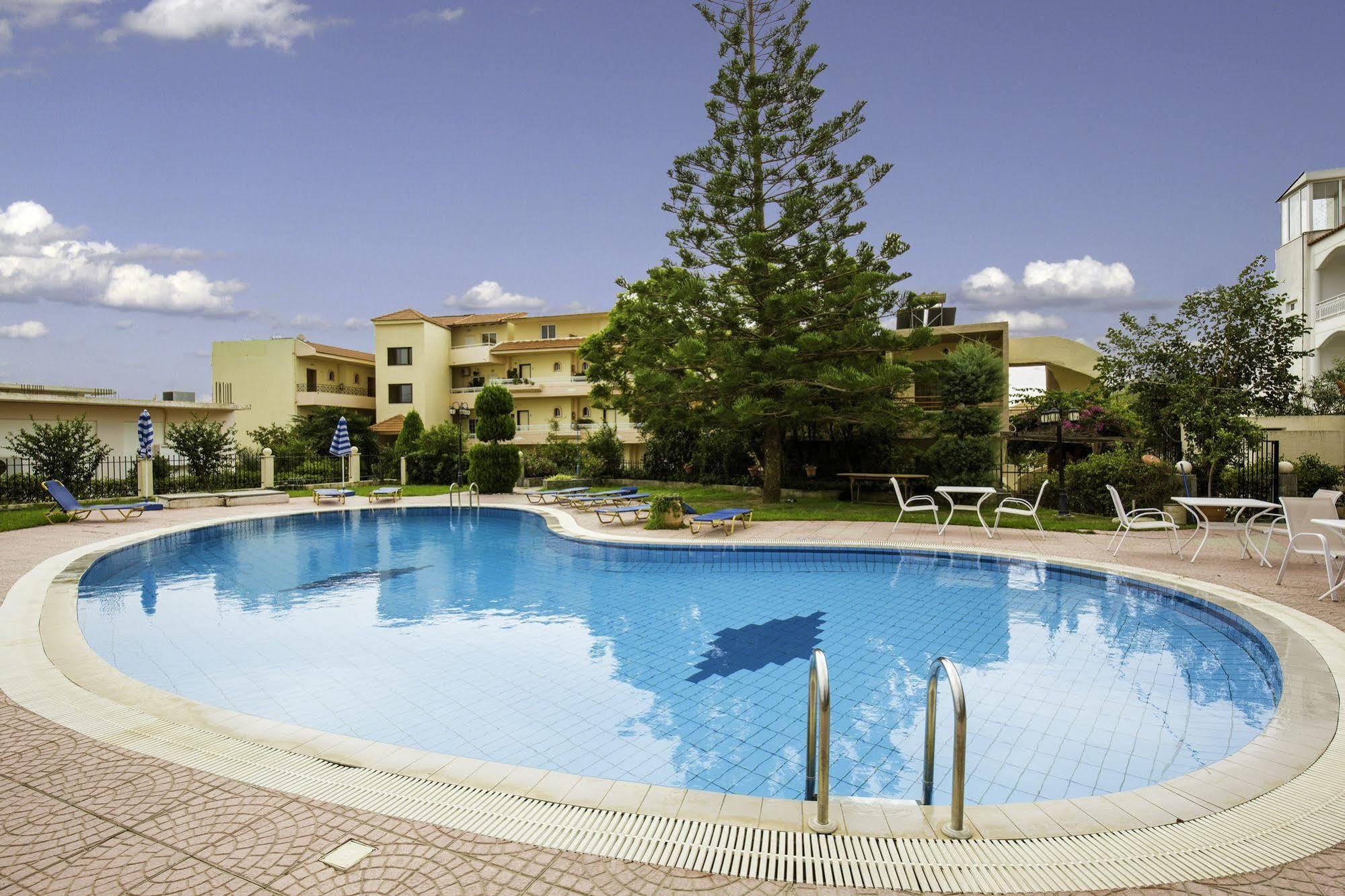 Lyristis Dinos Studios & Apartments Faliraki Exterior foto